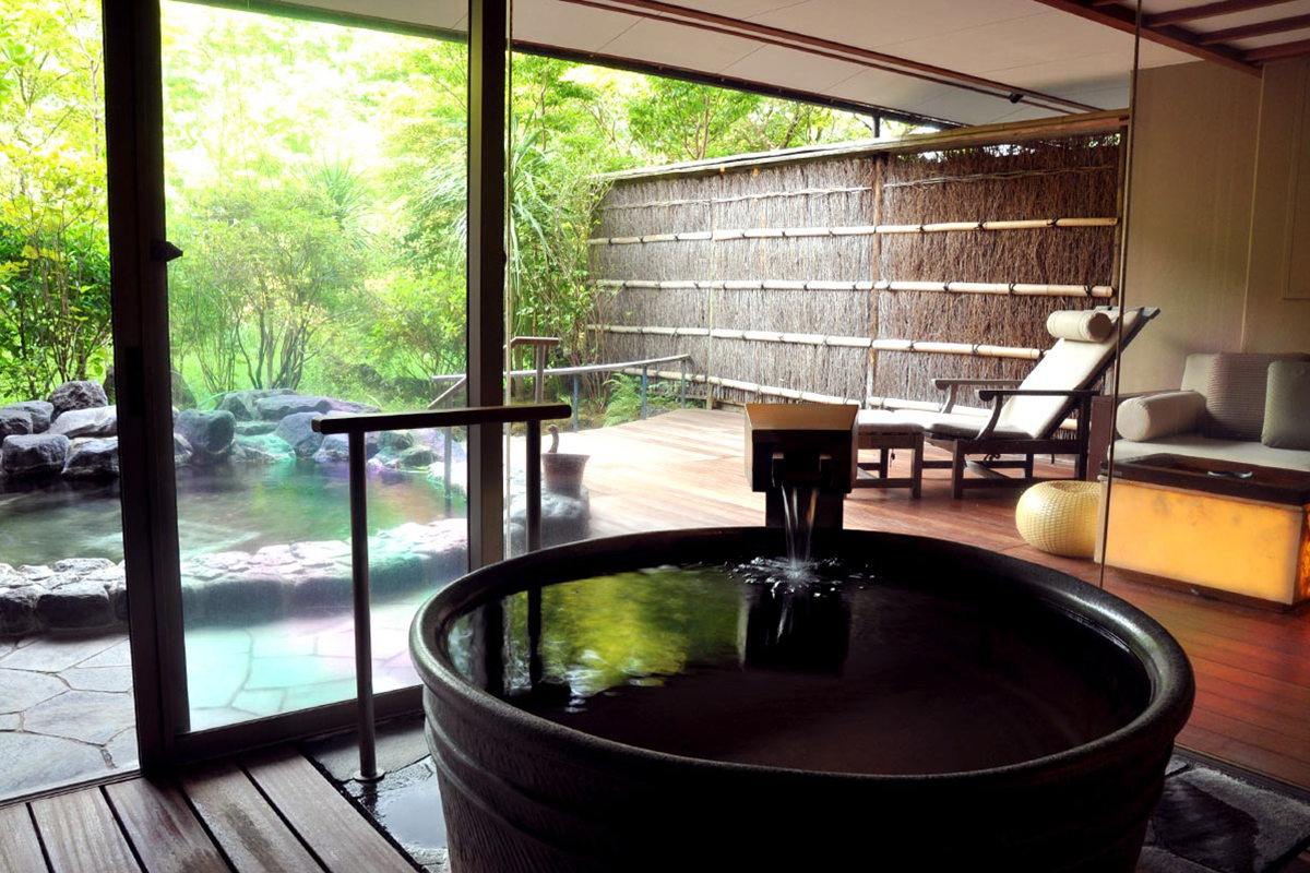 Traditional Ryokan in Japan with cazenove+loyd