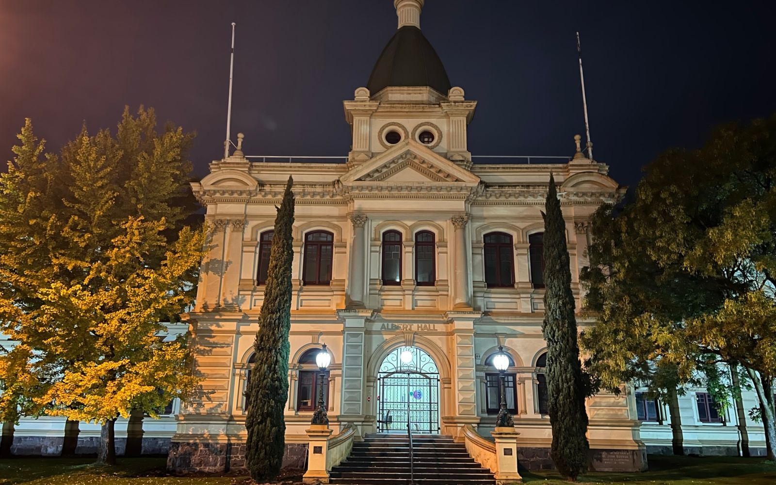 Touch down at Launceston for our Tasmanian expedition
