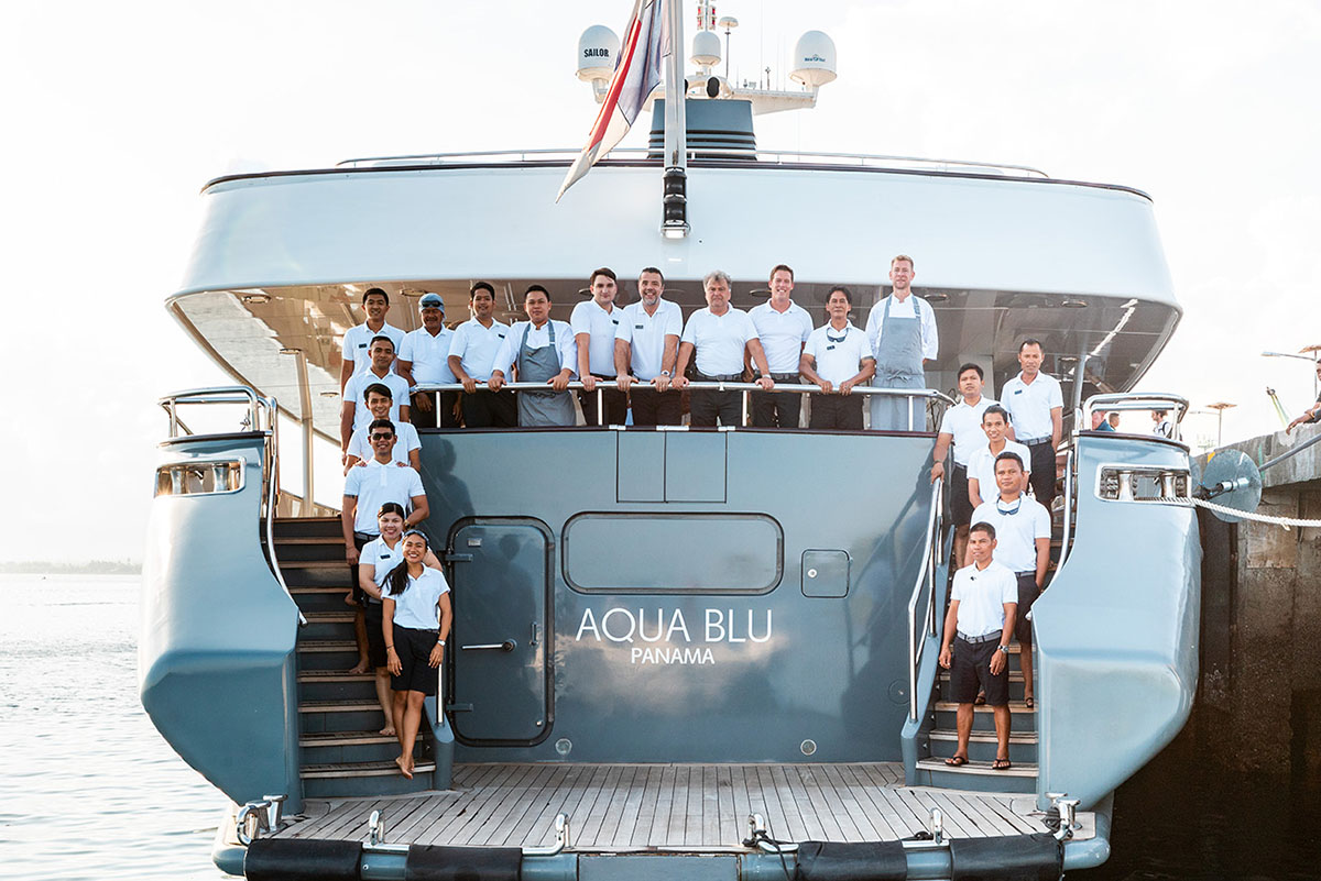 Aqua Blu Team to travel to friends and family travel destinations
