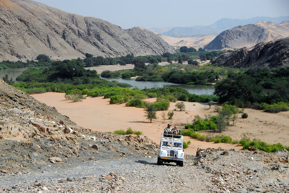 Vintage Land Rover Safari in Namibia