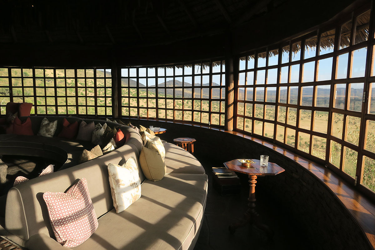 Lodge or tented camp: where should you stay in the Serengeti?