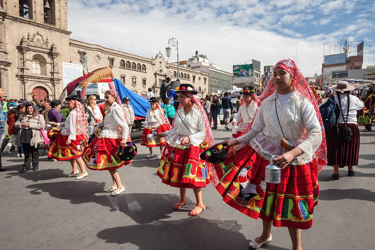 Places to visit in Bolivia? The La Paz Festival.