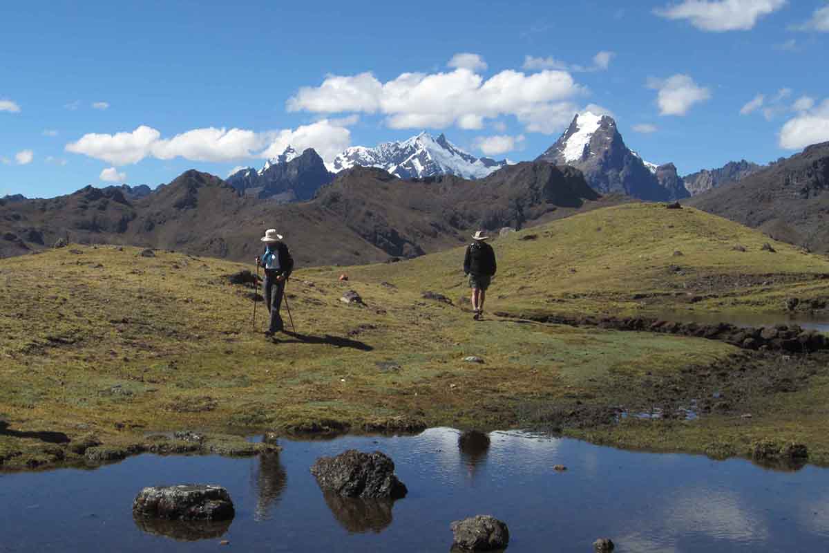 Peru hiking