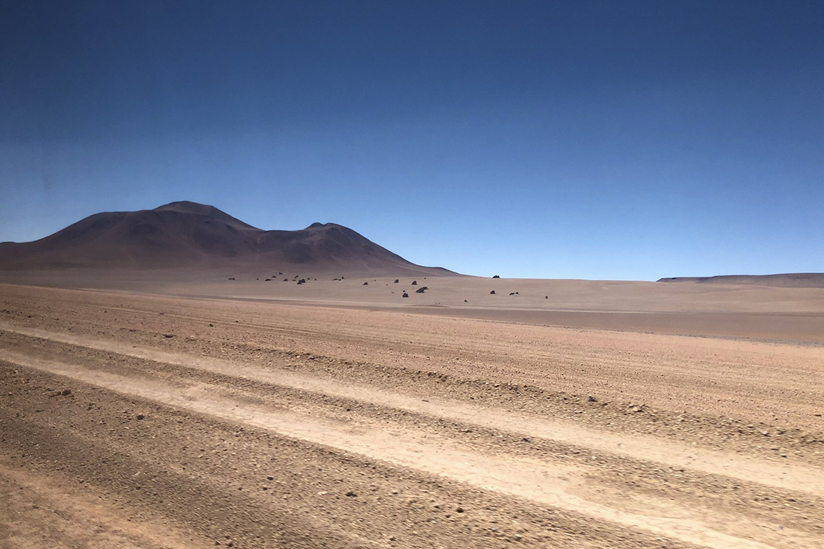 Why should you travel to Bolivia's Eduardo Avaroa National Reserve?