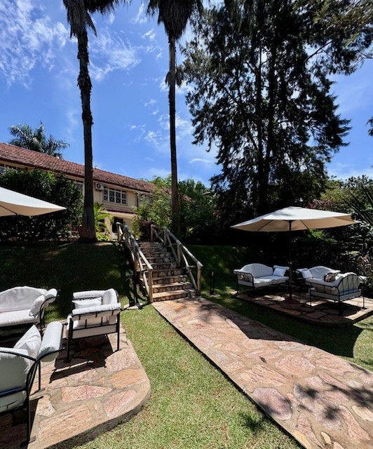 Karibu Entebbe resort in Uganda