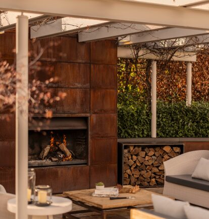 Main Lodge Terrace Fire, Rosewood Matakauri, Queenstown, New Zealand