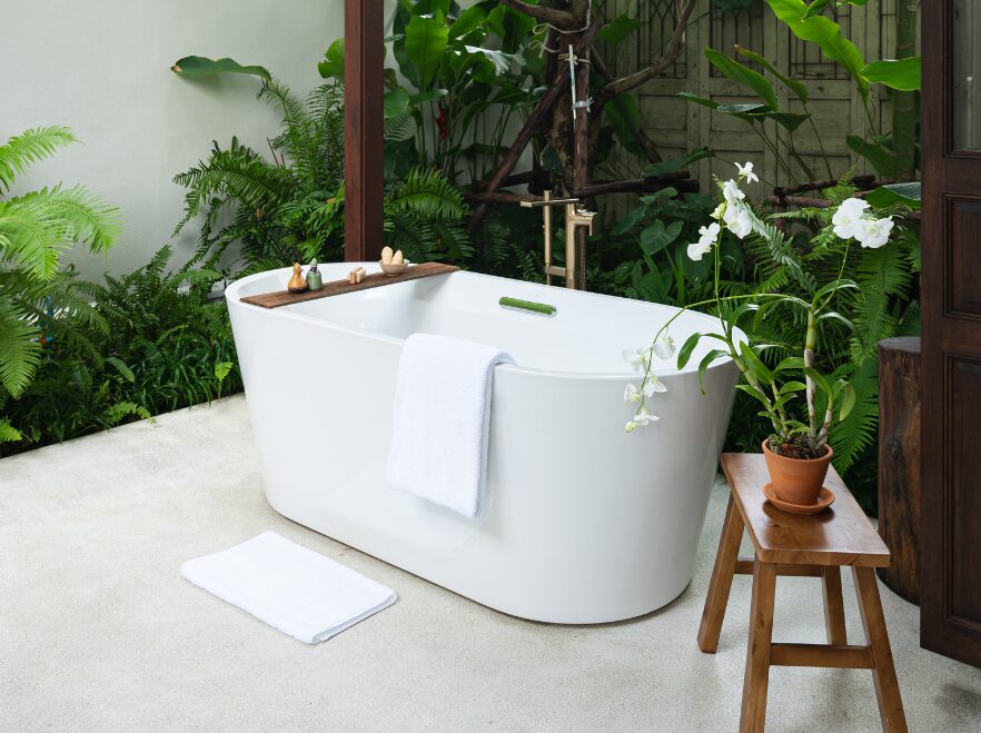 Outdoor bathroom, Siri Sala, Bangkok, Thailand