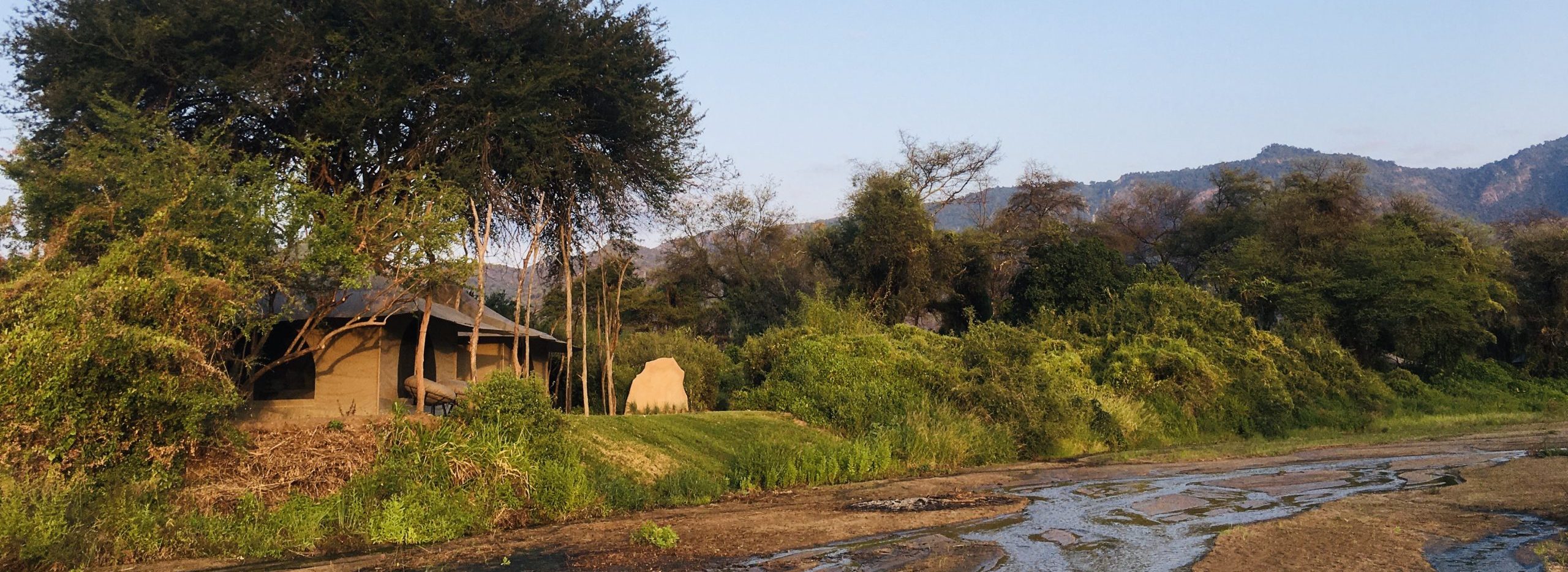 Kalepo, Matthews Mountain Range