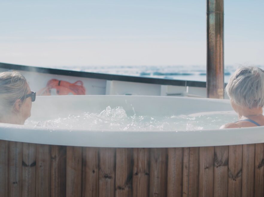Relax in the hot tub on the MS Sjøveien