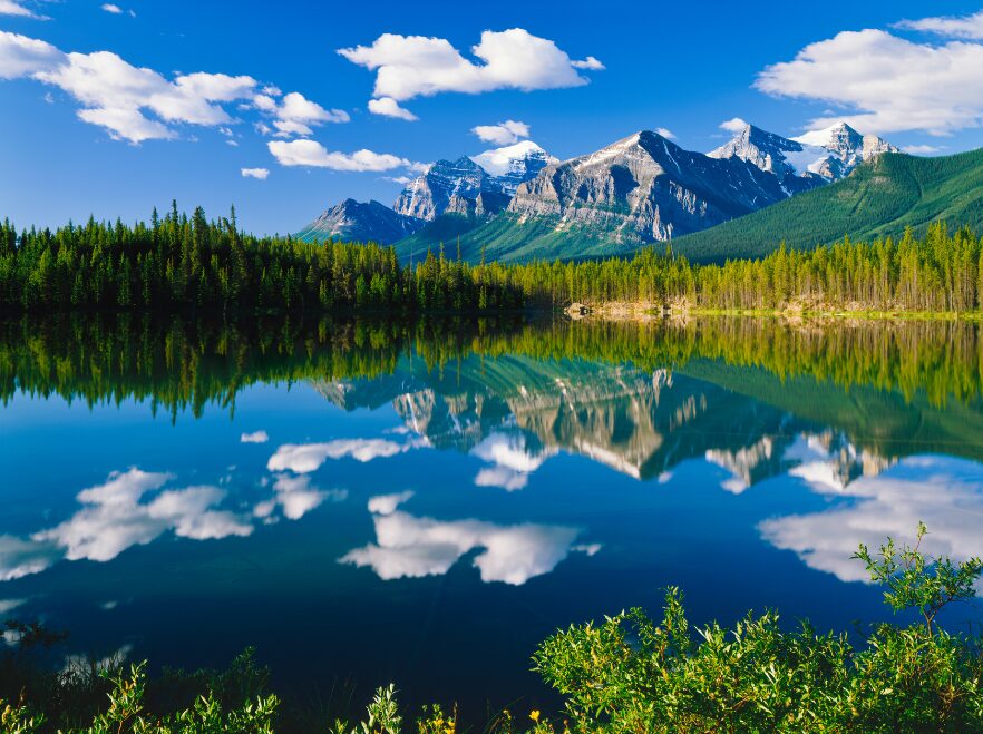 Moraine Lake, Banff National Park, Alberta, Canada