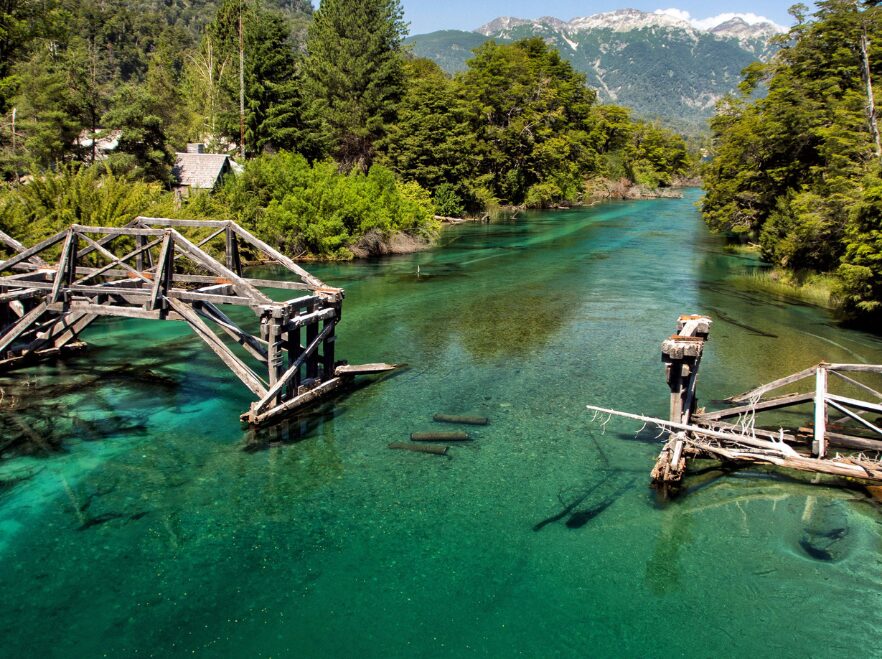 Crystal clear waters near San Martin de los Andes