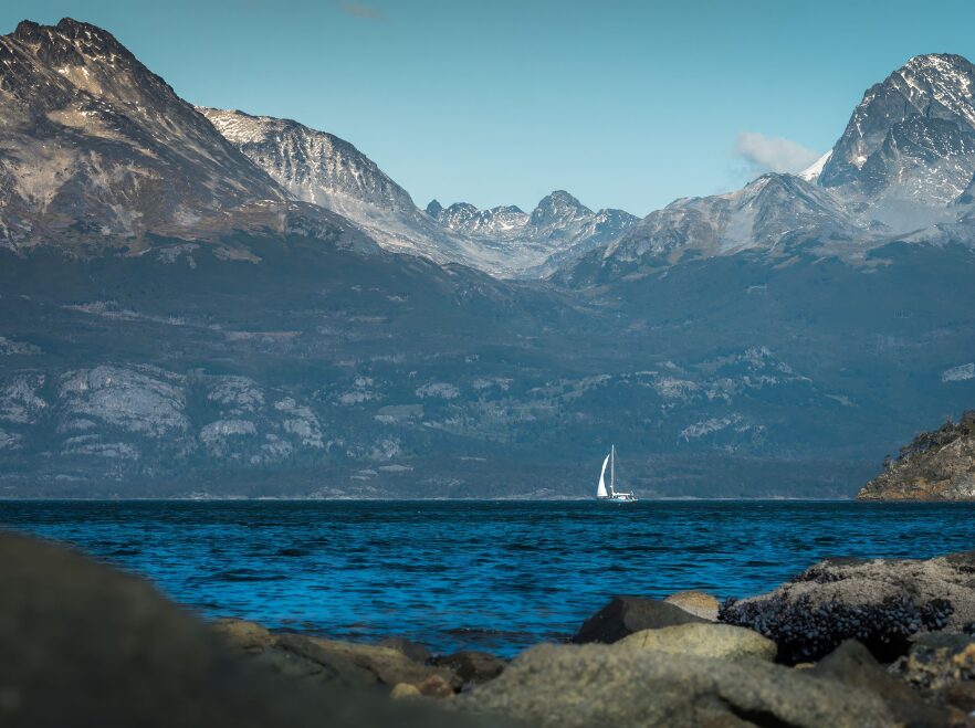 A lonely yacht in the Magellan Strait