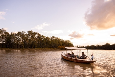 Wild and Wetland Safari, The Frames, Australia