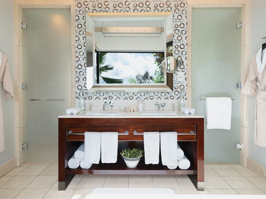 Bathroom, Raffles, Praslin, Seychelles