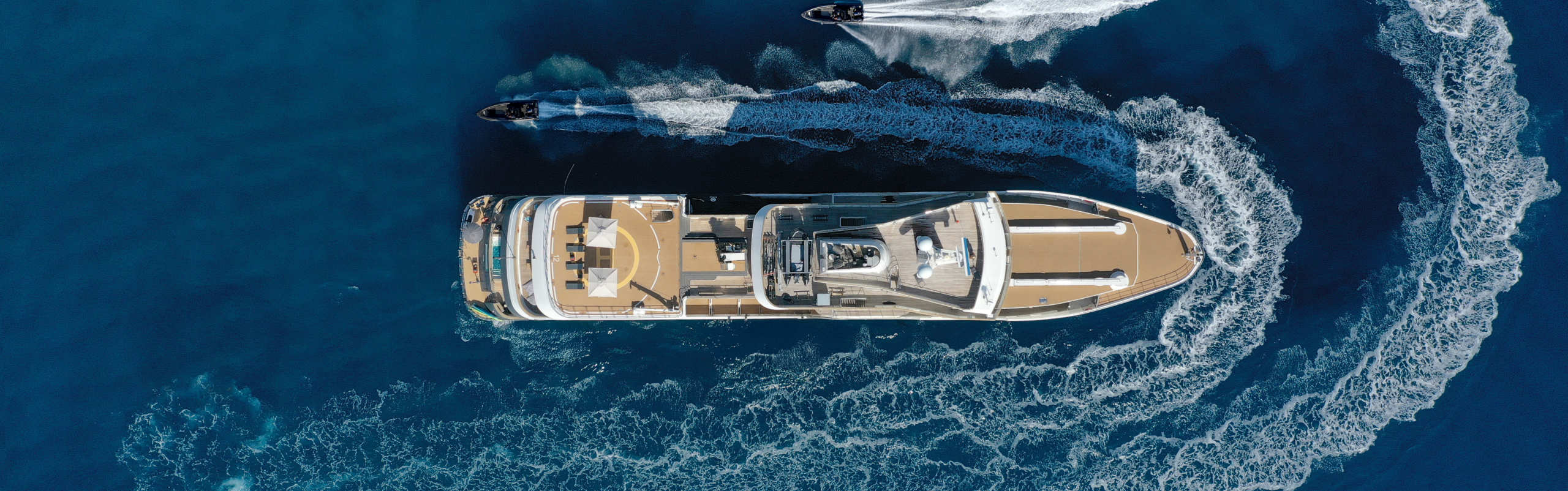 Aqua Lares, Luxury Expedition Yacht