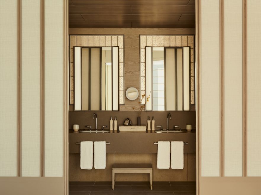 Corner Suite, Janu, Tokyo, Japan