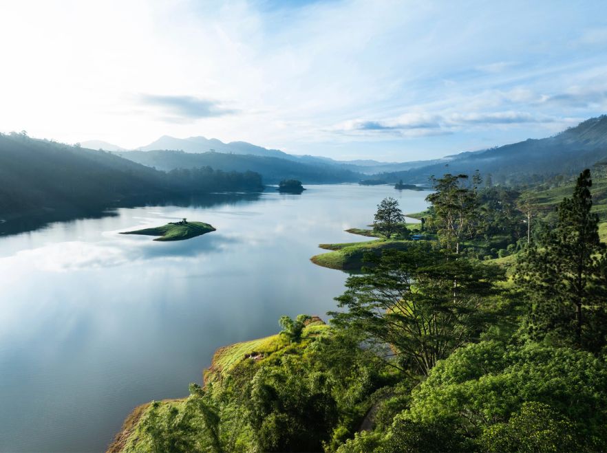 Castlereagh Lake, Ceylon Tea Trails, Hill Country, Sri Lanka