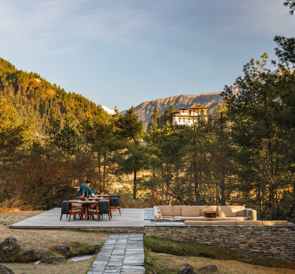 Amankora, Paro