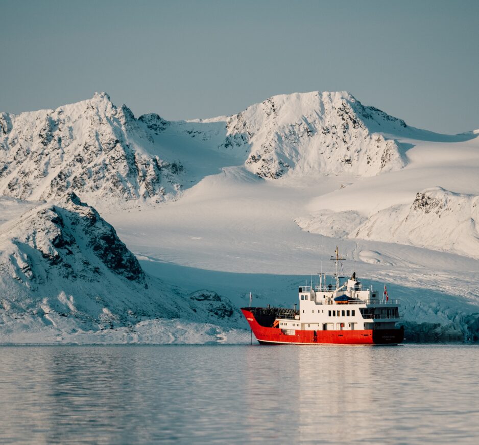 MV Vikingfjord, Expedition Ship