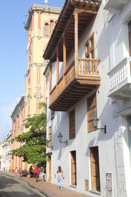 cartagena-street-Colombia