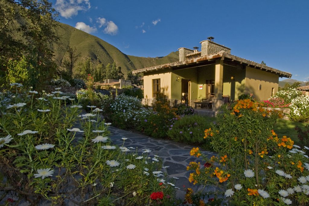 Sol y Luna, Sacred Valley